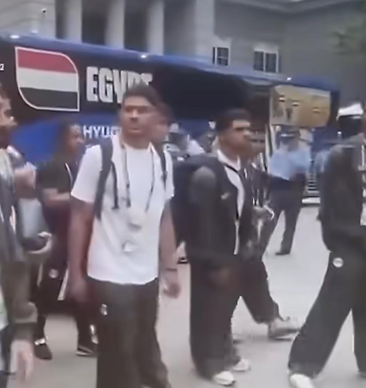 tCoX4GZocJpJoXO0.jpg