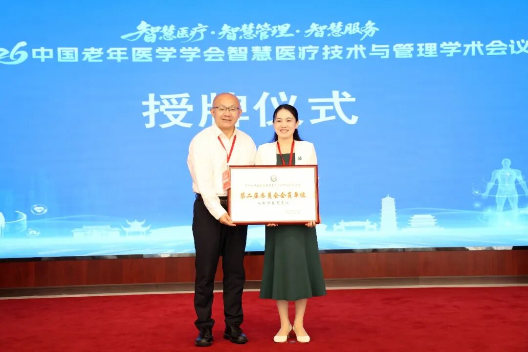 Jkd3XiJI3DXXa0yf.jpg