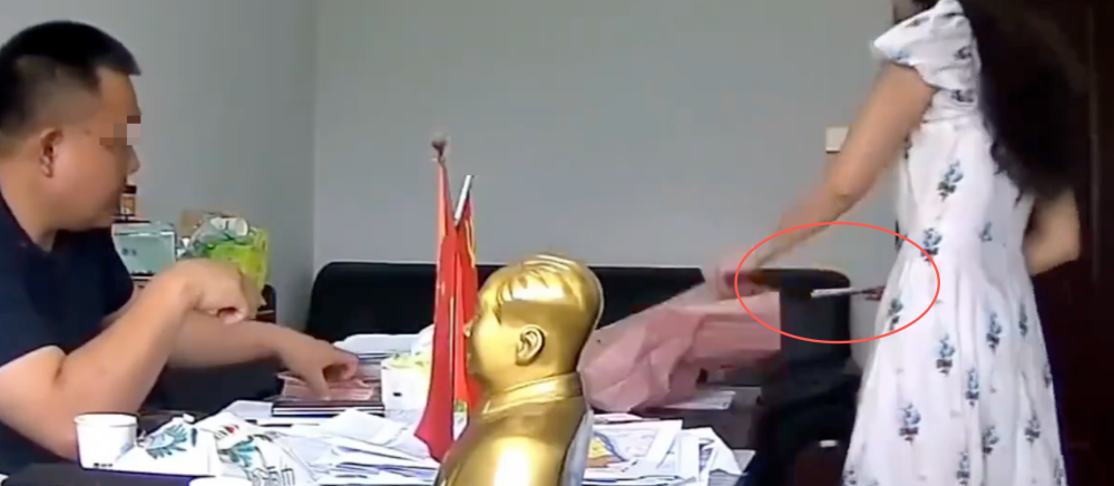IUumfzlmlqzwZiIM.jpg