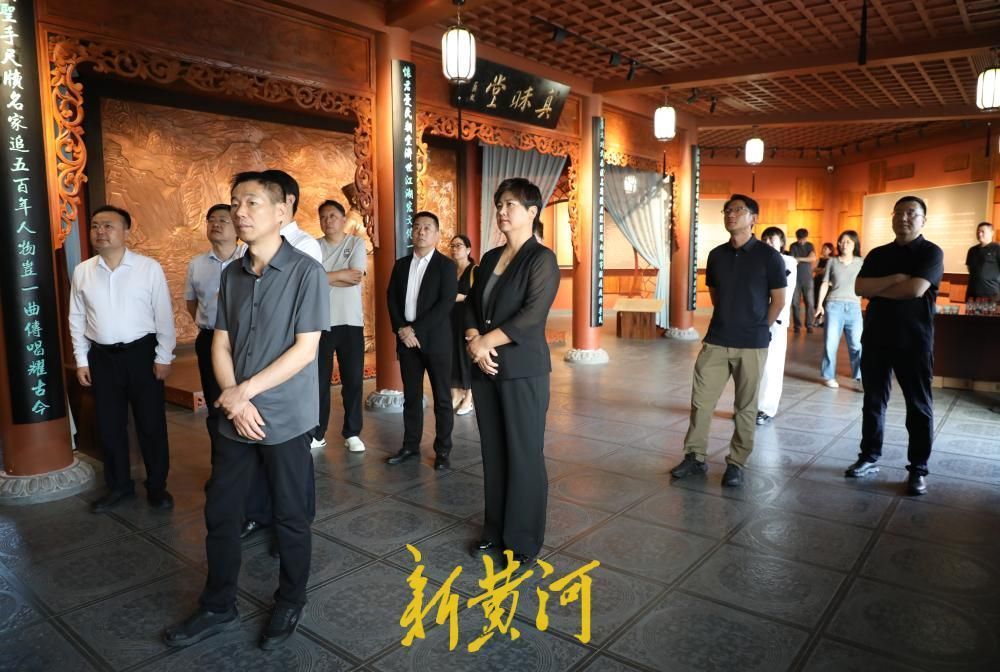 J1c5GP74t45336pc.jpg