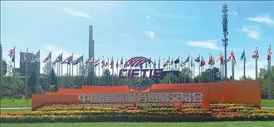 RHHr54DzX71XgR11.jpg